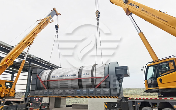 活性污泥烘干设备吊装现场